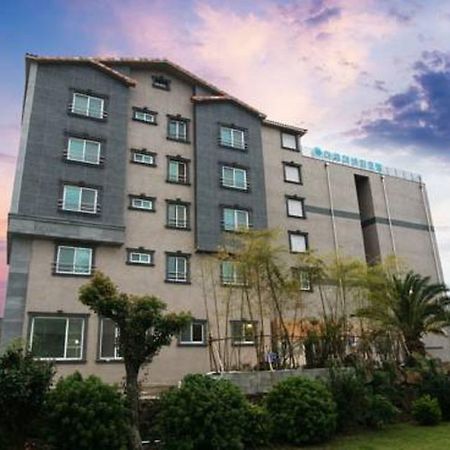 Seongsan Aqua Beach Hotel Σεογκουίπο Εξωτερικό φωτογραφία