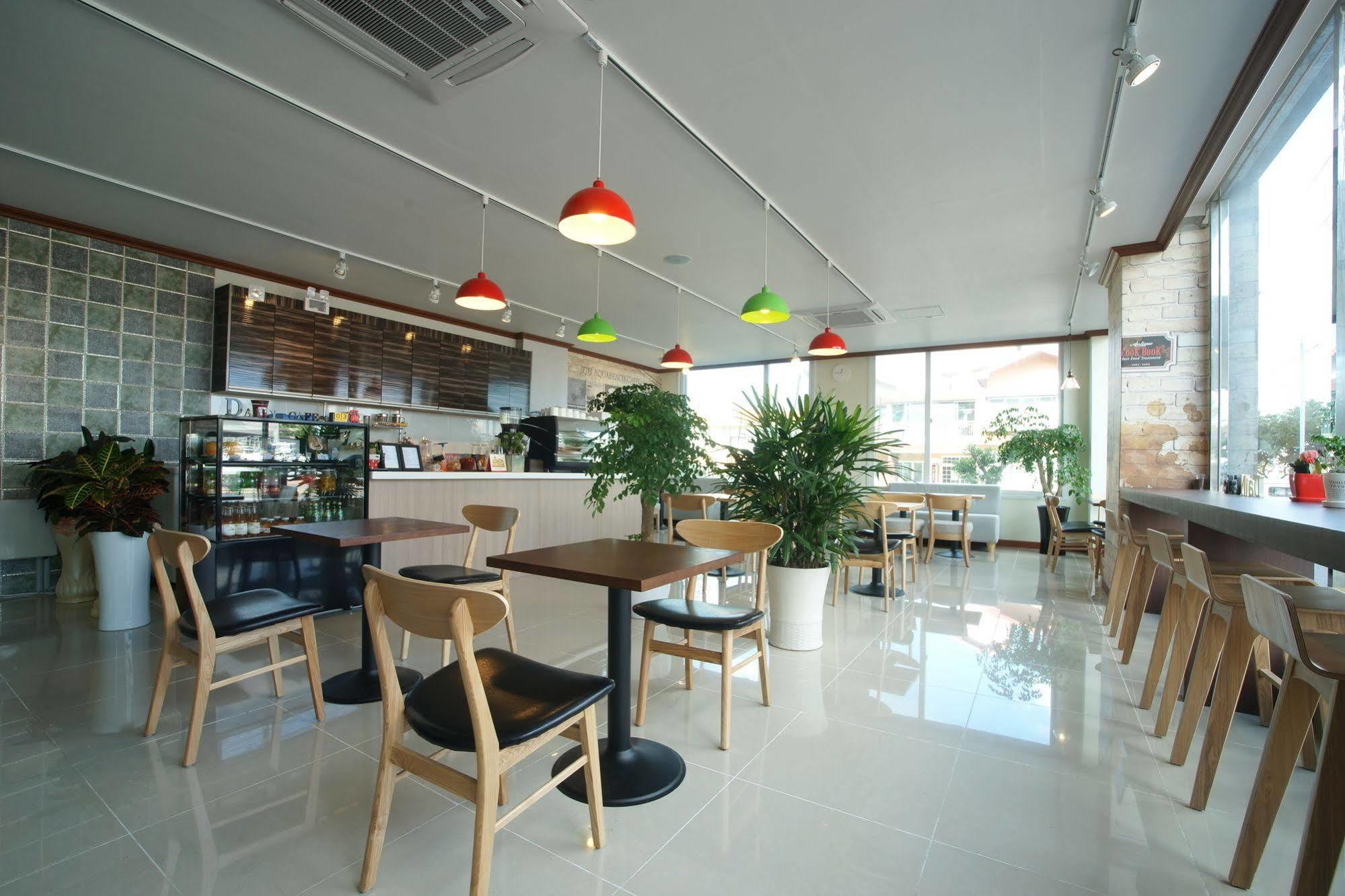 Seongsan Aqua Beach Hotel Σεογκουίπο Εξωτερικό φωτογραφία