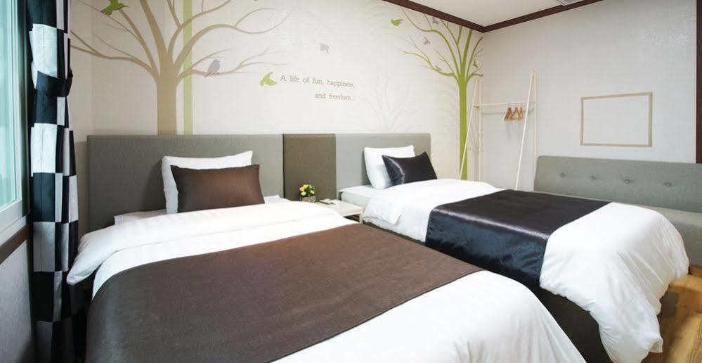 Seongsan Aqua Beach Hotel Σεογκουίπο Εξωτερικό φωτογραφία