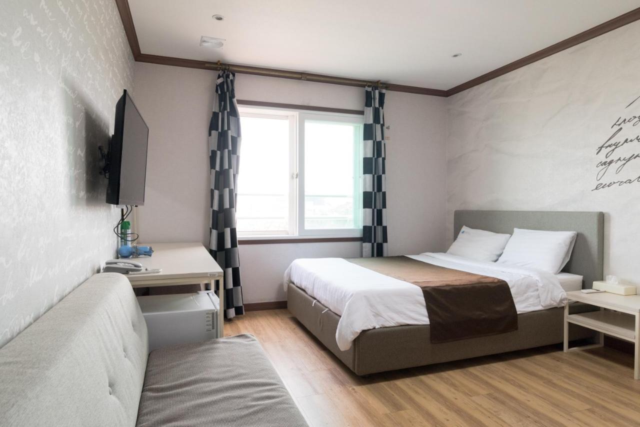 Seongsan Aqua Beach Hotel Σεογκουίπο Εξωτερικό φωτογραφία
