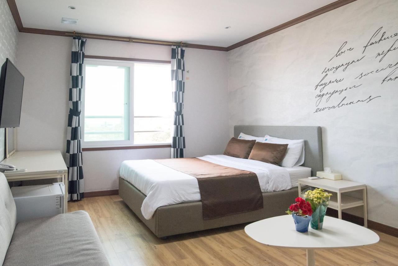 Seongsan Aqua Beach Hotel Σεογκουίπο Εξωτερικό φωτογραφία